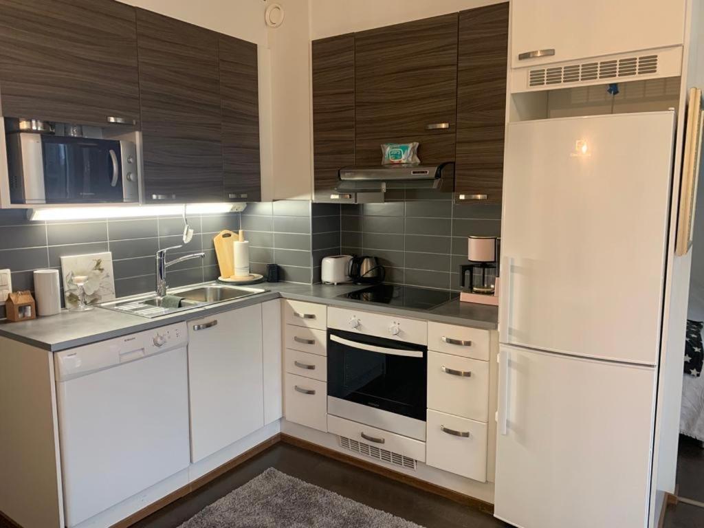 Modern Apartment With Sauna Nearby Airport Vantaa Ngoại thất bức ảnh